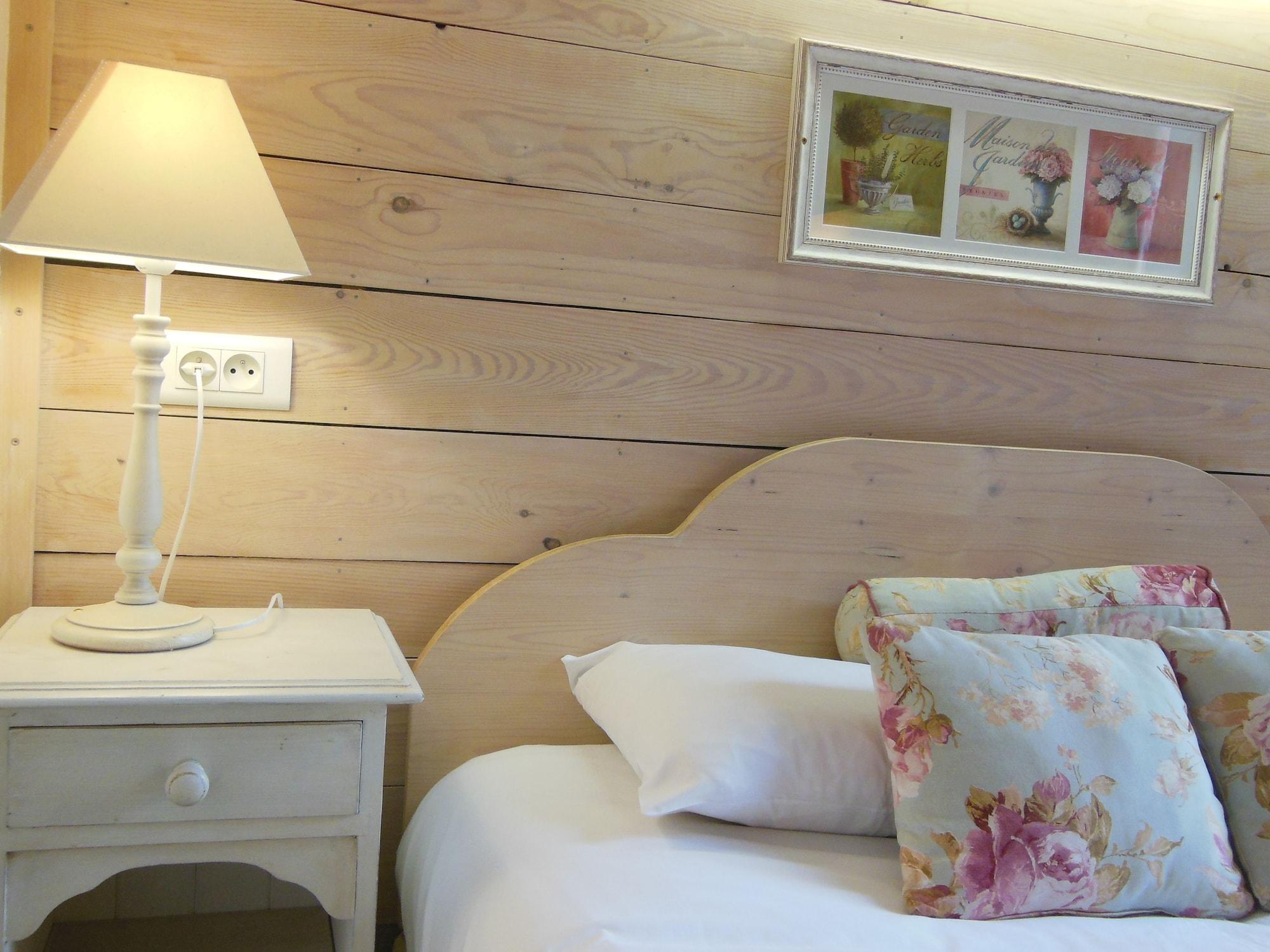 Logis Hotel Le Glacier Orange  Esterno foto